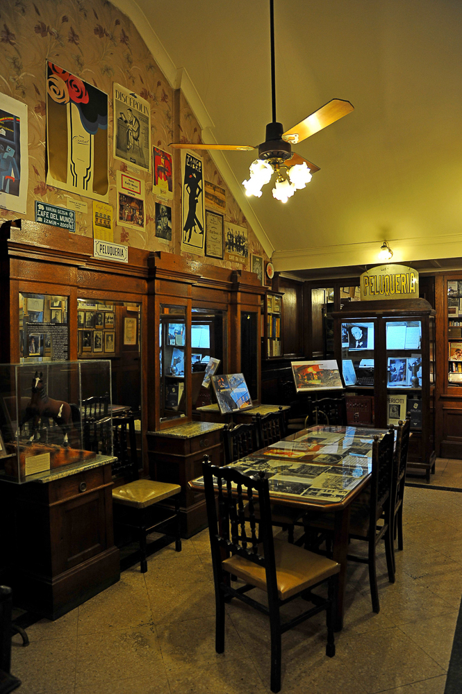 Buenos Aires - Cafe Tortoni fondato nel 1858
